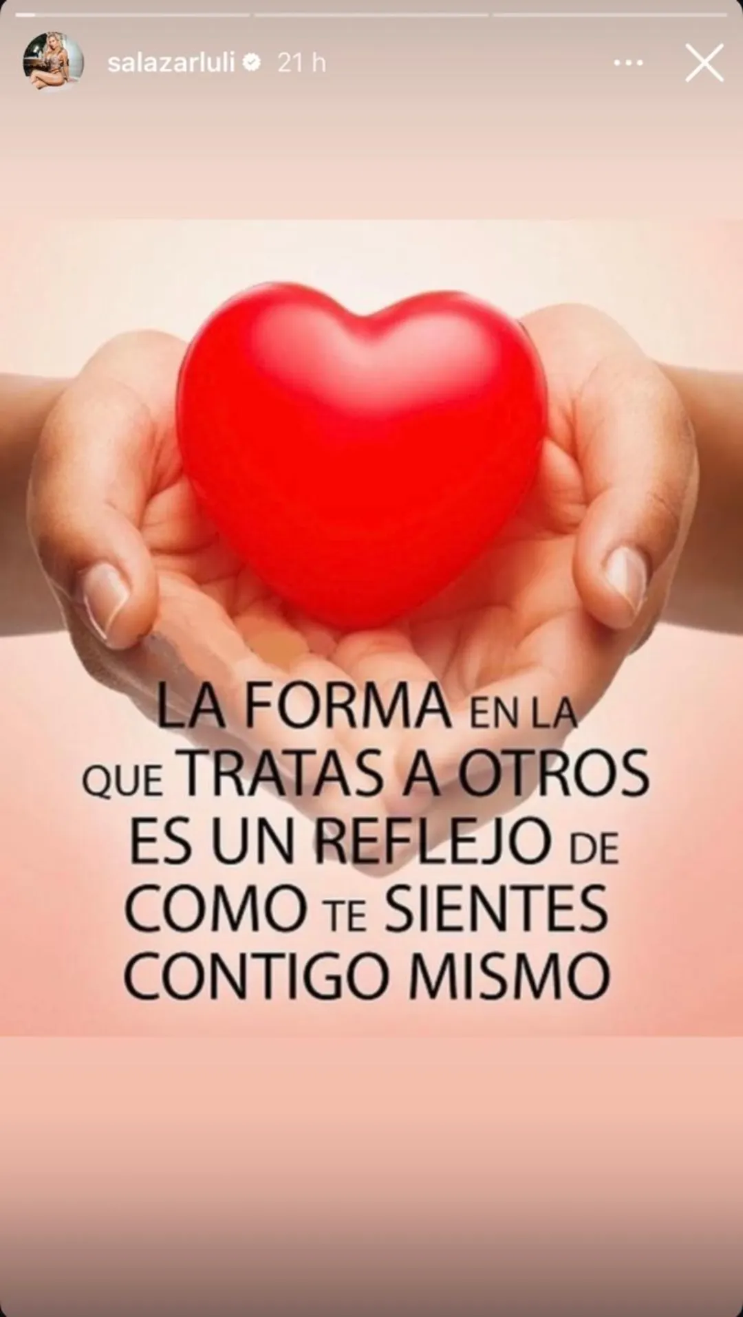 El mensaje que publicó la modelo en sus historias de Instagram.