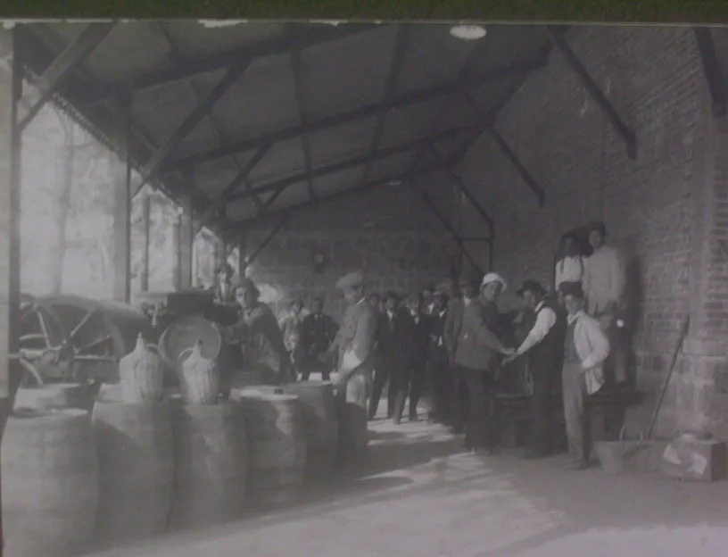 En La Enoteca funcionaba la Escuela Nacional de Vitivinicultura entre 1897 y 1939.