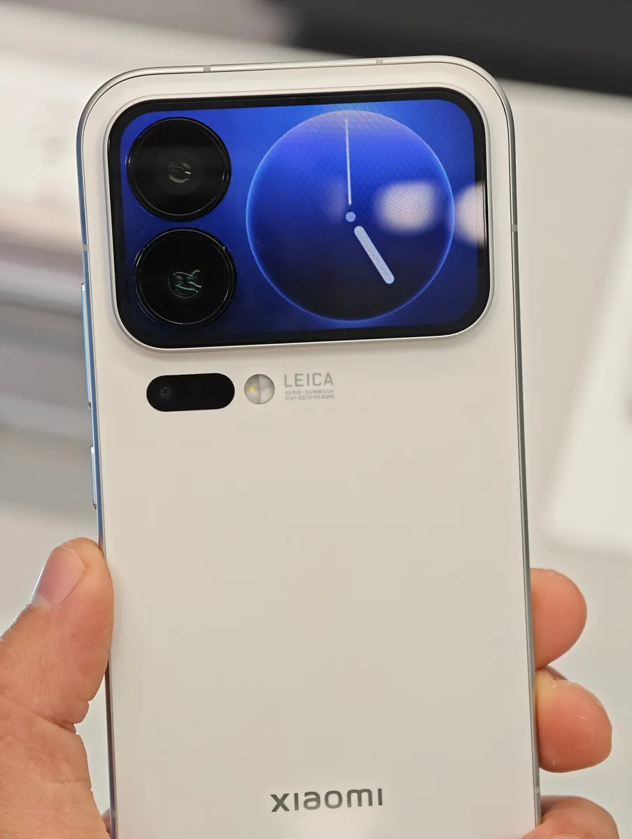En 2026, los teléfonos plegables alcanzan su madurez con modelos como el Mate X7.