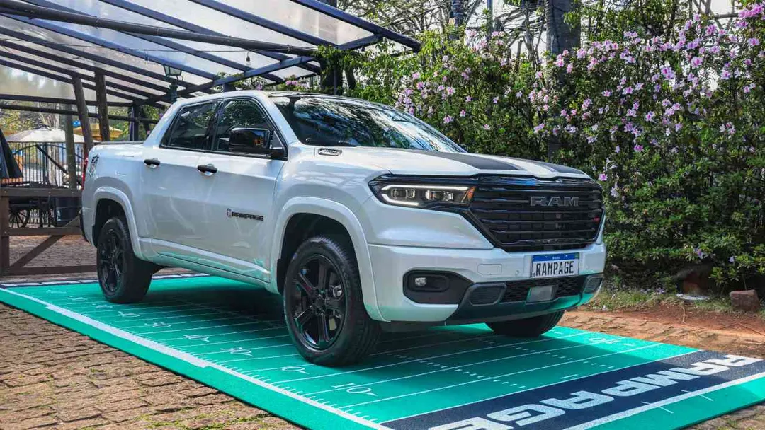 RAM Rampage R/T NFL Edition 