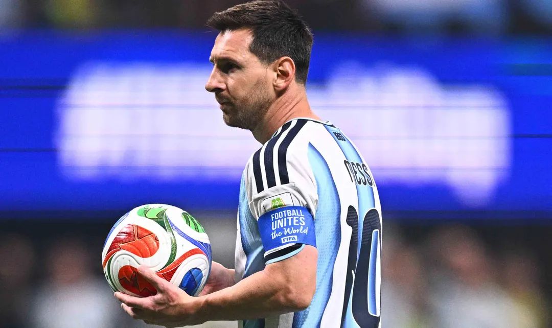 El destino, en sus manos. Leo Messi va por su tercera final del mundo como capitán y baluarte de la Selección argentina. 