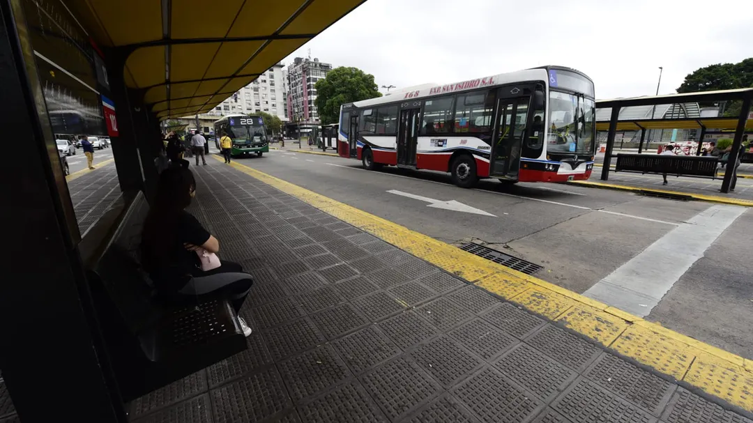 En septiembre los choferes de colectivo del AMBA tienen un nuevo aumento.