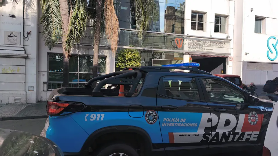 La pérdida de la sustancia radiactiva ocurrió este martes en el Instituto de Cardiología de Rosario “Dr. Luis González Sabathie”. Foto: Agencia NA (LT3 Rosario)