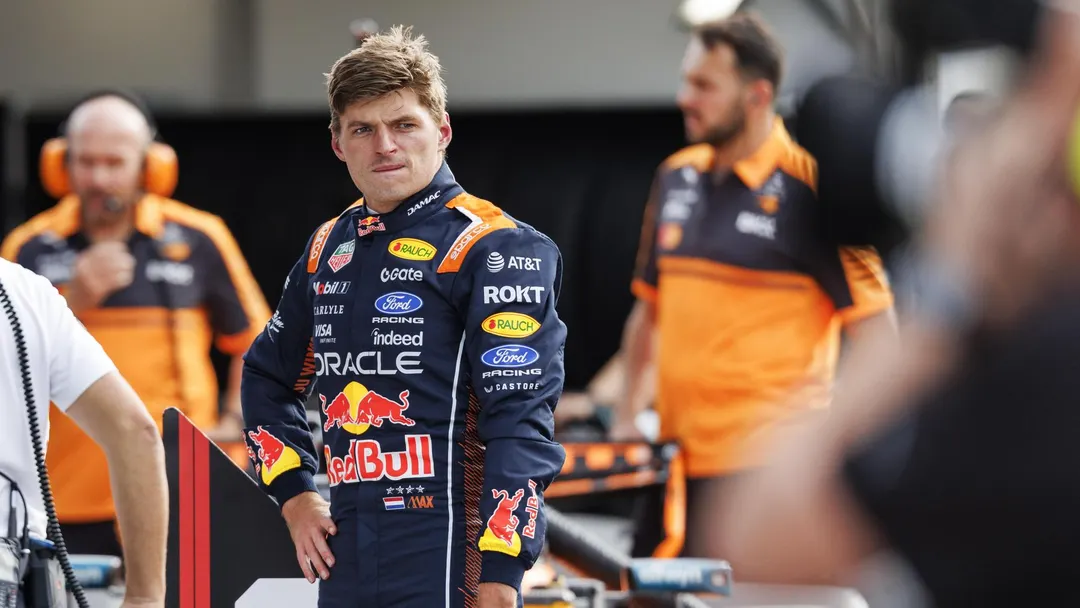 Max Verstappen se despide de su Gran Premio. 