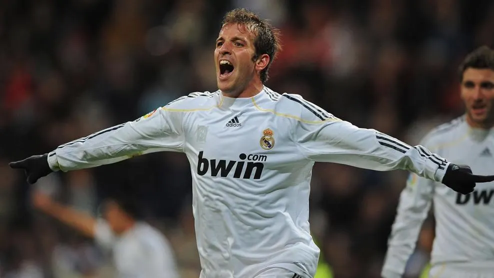 Rafael Van der Vaart disparó contra Vinícius Jr.