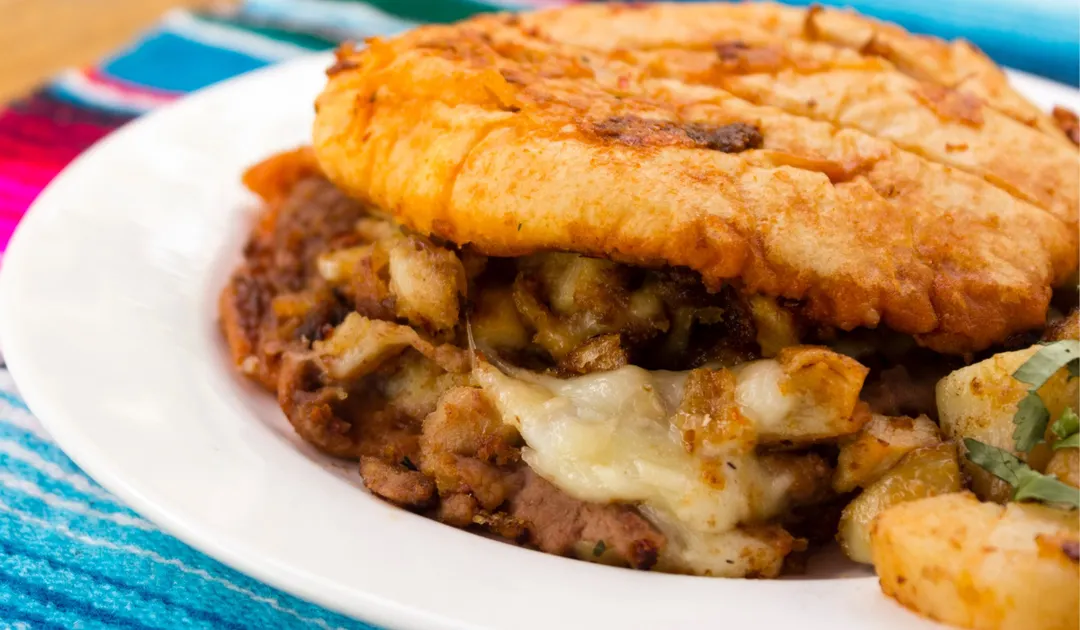Esta receta nació como un platillo económico y rendidor.