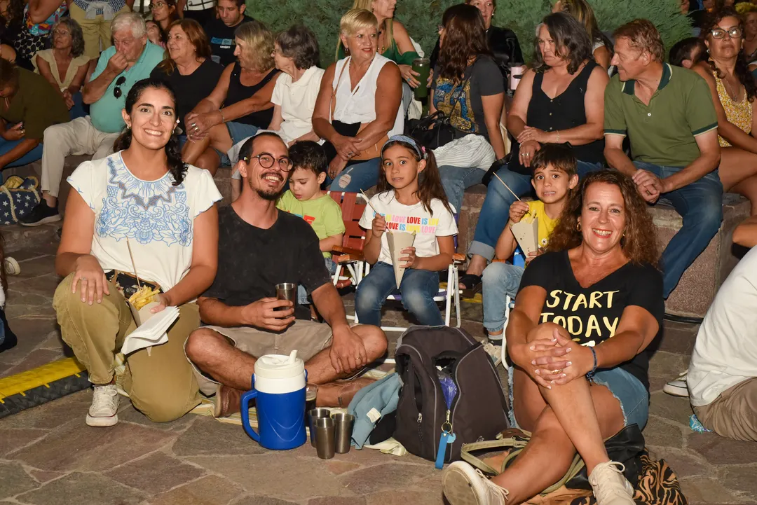 Tati y Franco Casella, Opio, Teresita, Pedro y Silvana Alonso.