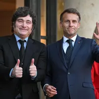 Javier Milei se reunió con el presidente francés Emmanuel Macron: su nuevo libro, inversiones y un cóctel