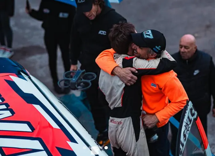 El abrazo del final. 
