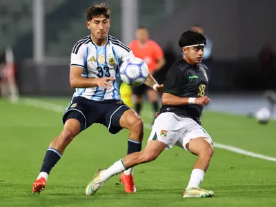 Quién es Román Vega, el "tapado" que Scaloni hizo debutar en la Selección ante Bolivia