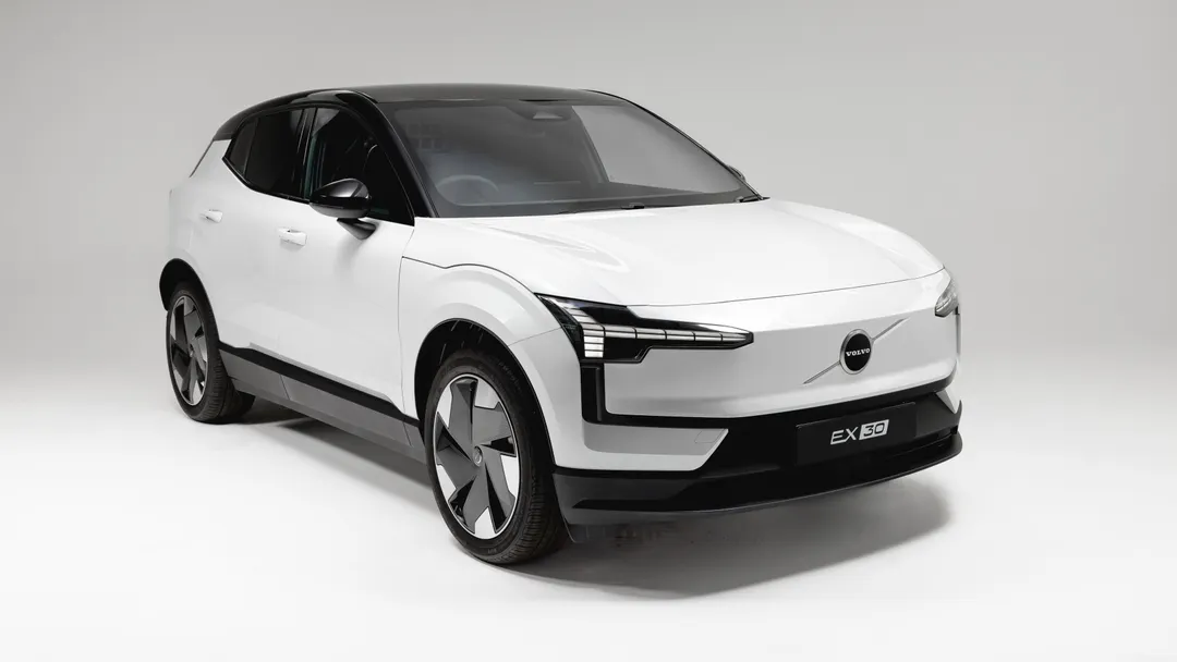 Volvo Car UK presenta su primer vehículo comercial: el EX30 Cargo, totalmente eléctrico