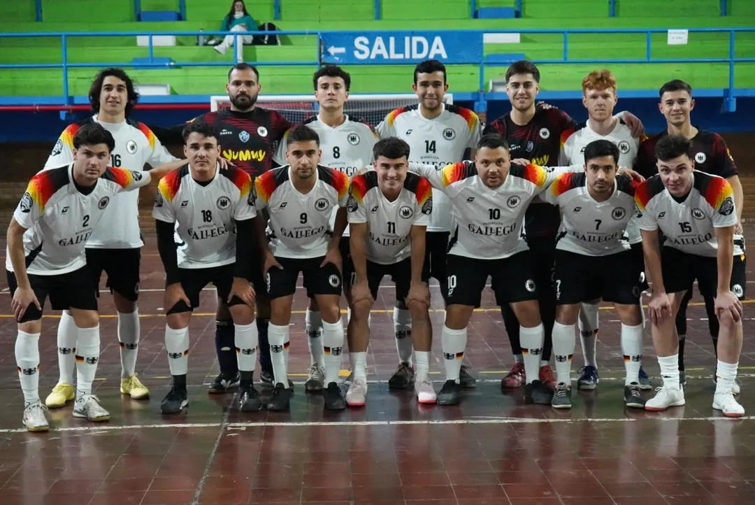 Don Orione, Talleres, Godoy Cruz, Alemán, Cementista, Jockey, Banco Nación y Regatas siguen en camino en el futsal masculino.