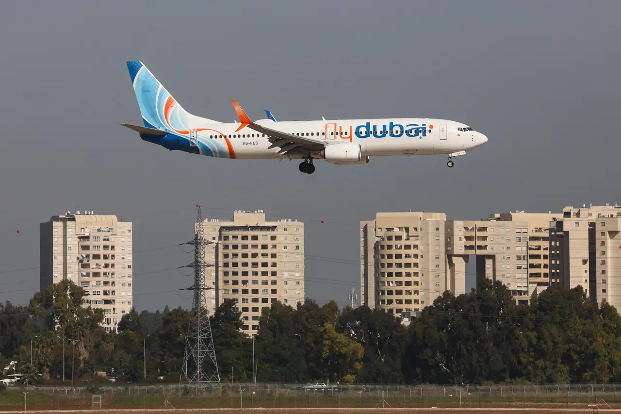 El avión logró aterrizar en Tel Aviv.