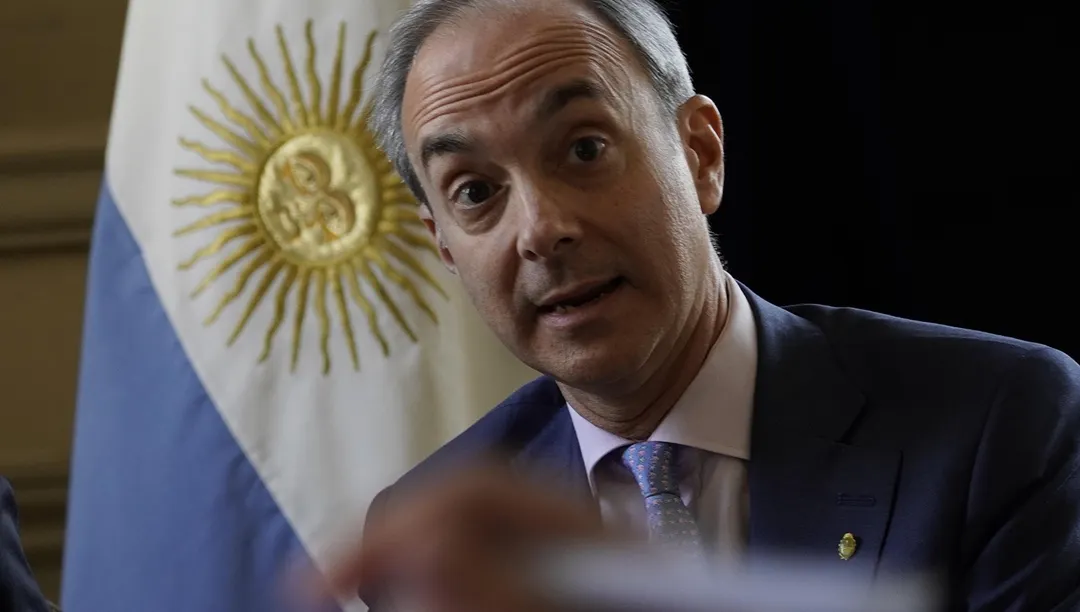 Carlos Torrendell, secretario de Educación. 