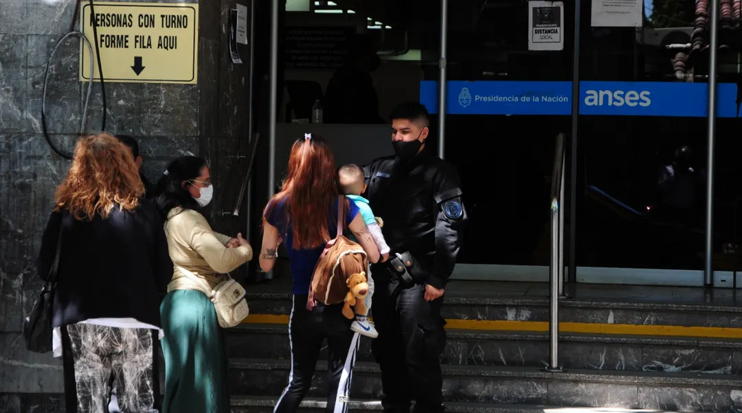 Los beneficiarios deben presentar toda la documentación en tiempo y forma para no perder el pago del 20% retenido.