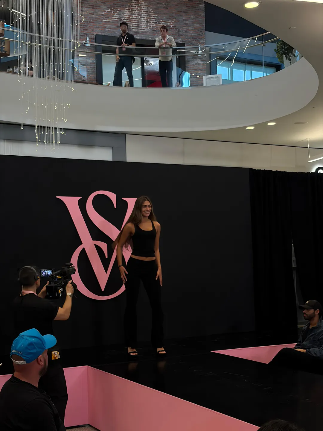 La modelo mendocina Julieta Garbarino posando al enfrentar el desafío que podría cambiar su carrera internacional.