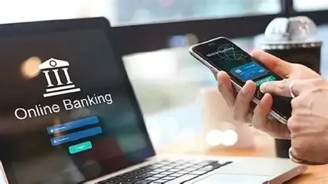 La región enfrenta una doble presión: cerrar la brecha digital y, al mismo tiempo, responder a la adopción masiva de servicios financieros online.