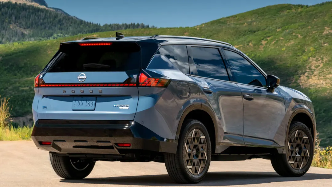 Nissan Rogue Hybrid 2027