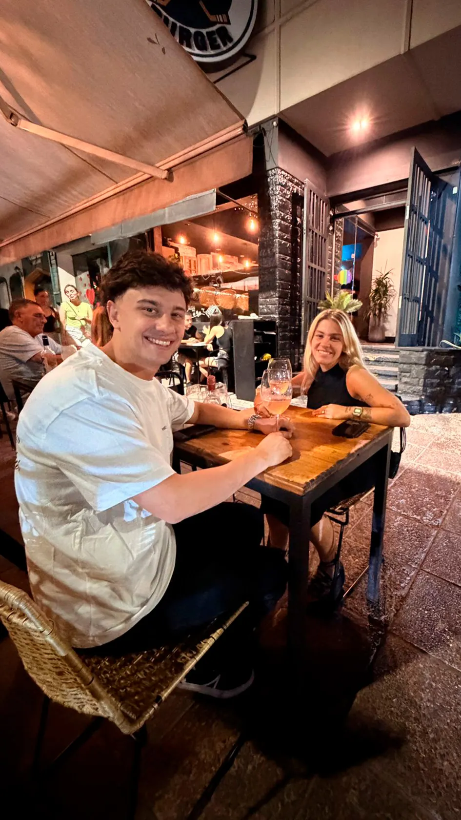 Josefina Furque y Gonzalo Domínguez, encantados con Pez Globo.