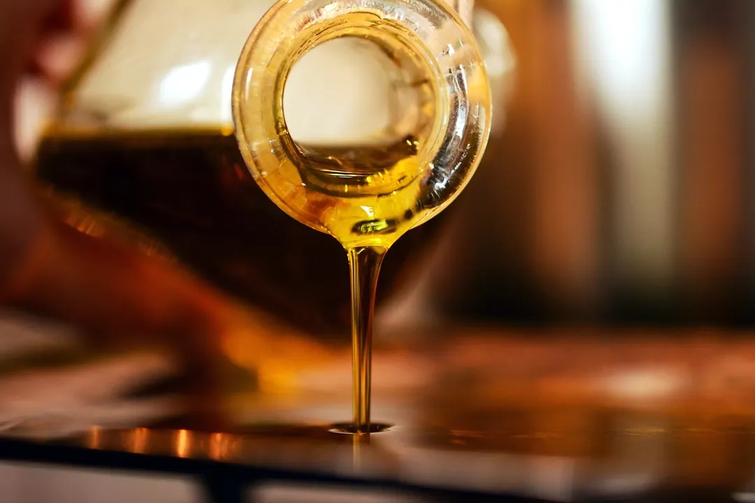Reutiliza el aceite para no dañar el medio ambiente.
