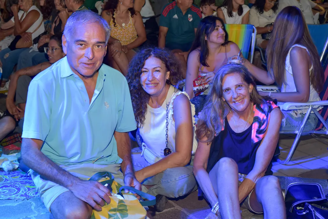 Hugo, Mónica a Ingrid.