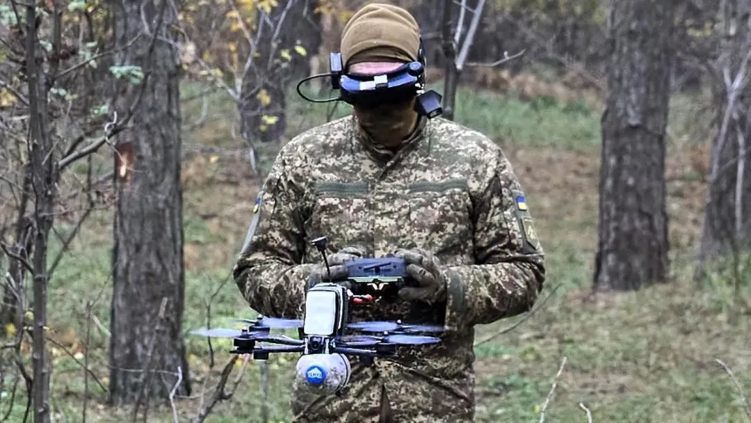 Los drones de Ucrania golpean profundo en suelo de Rusia . Foto Efe