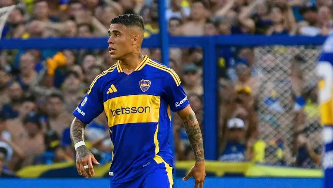 Ayrton Costa evalúa seguir los pasos de Milton Giménez y jugar para Paraguay.