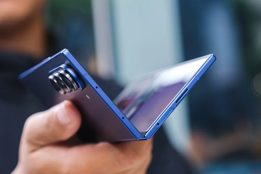 La multitarea es clave en el Samsung Galaxy Z Fold7 para gestionar la agenda de fin de año.
