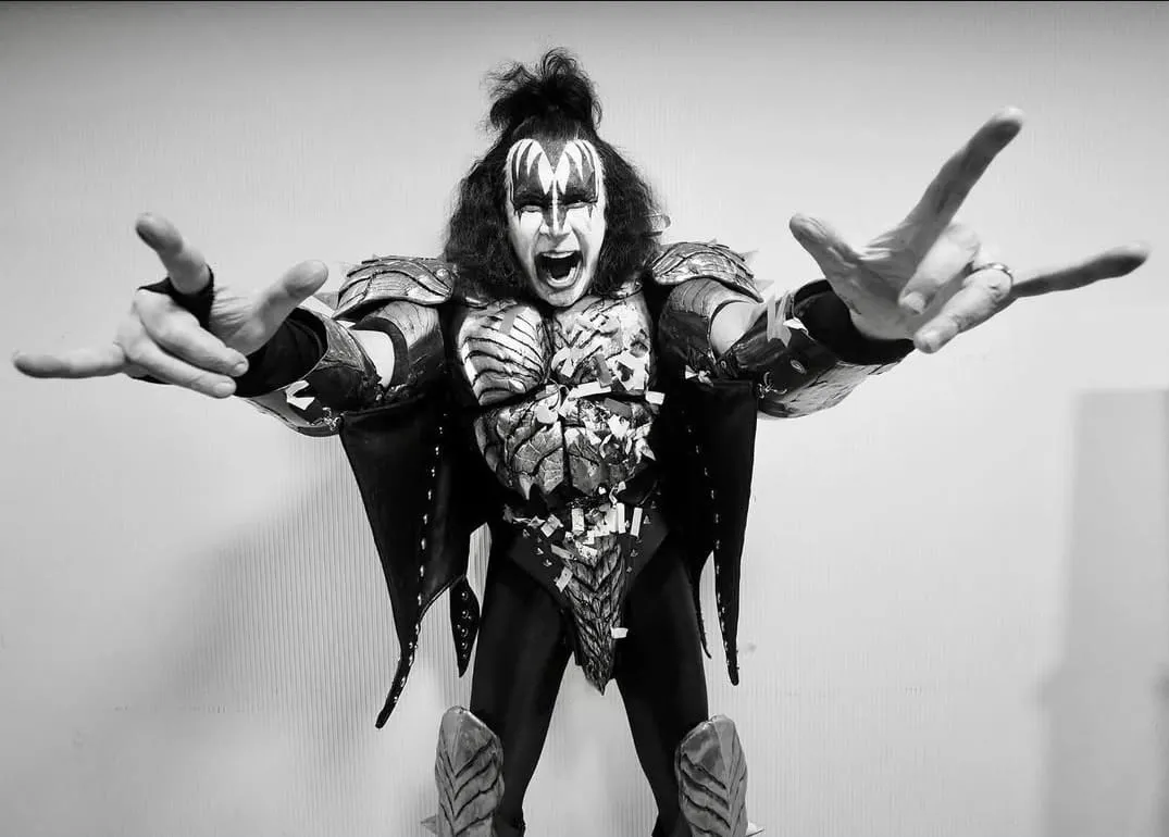 A pesar del susto, Kiss celebrará sus 50 años de carrera en noviembre.