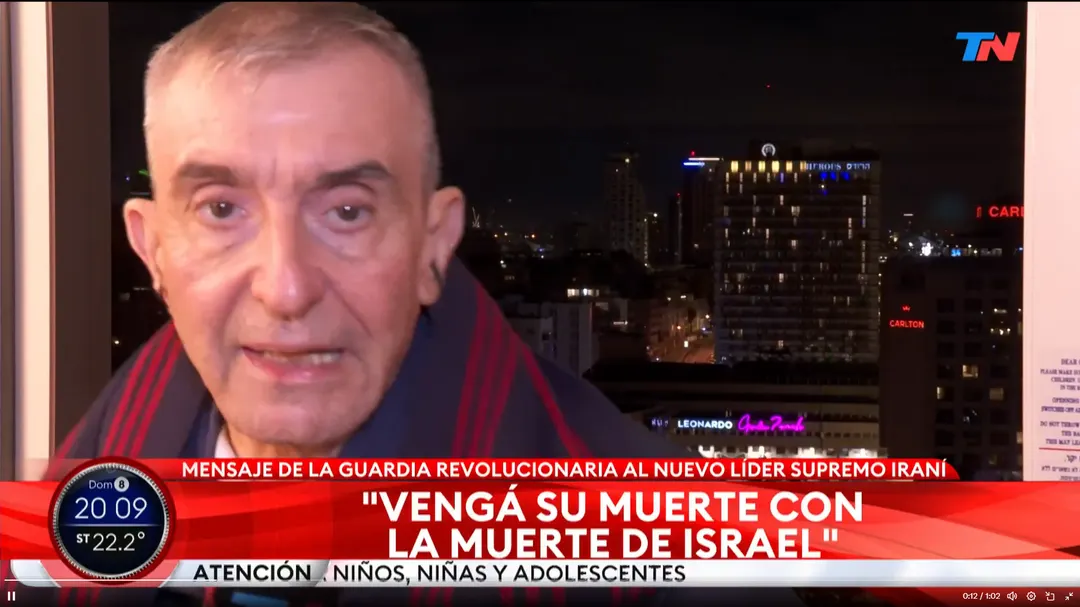Nelson Castro sintió pánico en medio de la transmisión. 