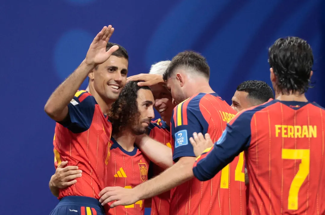 España muestra todo su potencial ante Arabia Saudita.