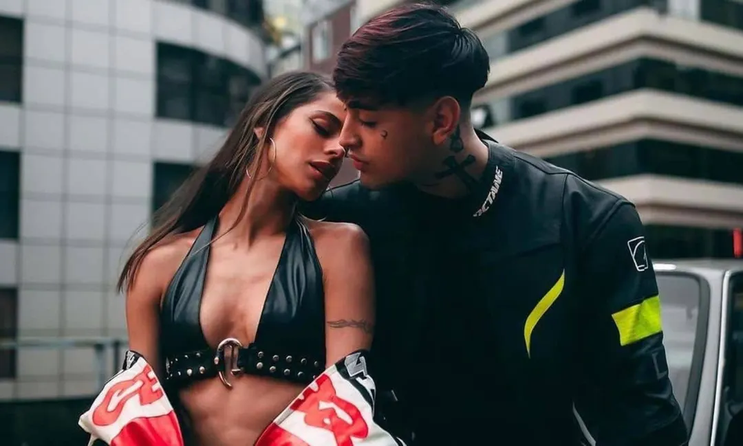 Aseguran que el romance entre Tini y Tiago surgió durante la filmación de un videoclip.