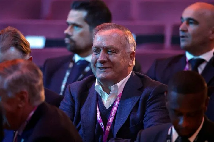 Dick Advocaat vuelve a ser el entrenador de Curazao a un mes del Mundial.