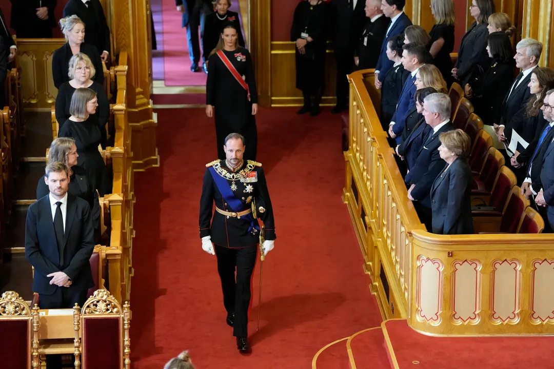 El juramento de Haakon VIII marcó el inicio formal de una nueva etapa para la monarquía de Noruega tras 35 años de reinado de Harald V.