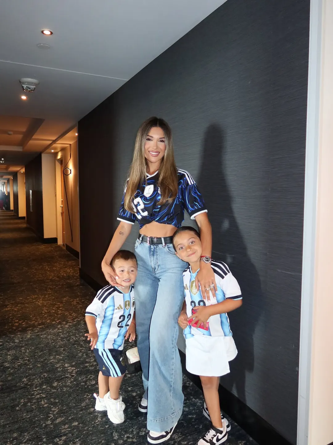 Gandolfo con sus hijos.