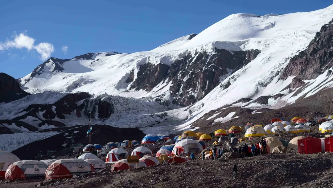 Plaza de Mulas en el Aconcagua.