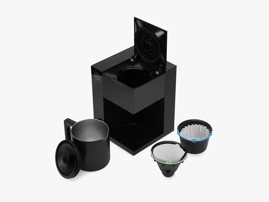 Fellow Aiden Precision Coffee Maker: Calidad barista en formato automático, capaz de preparar desde una taza individual hasta lotes de 1,5 litros.
