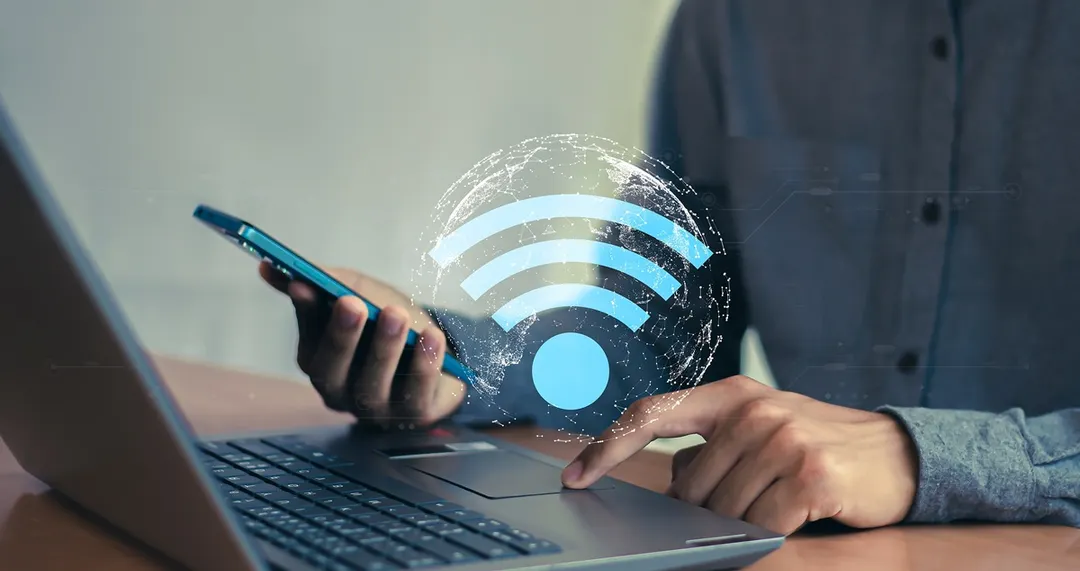 Aplicaciones como Fing ayudan a analizar la red WiFi e identificar dispositivos desconocidos en pocos segundos fácilmente.