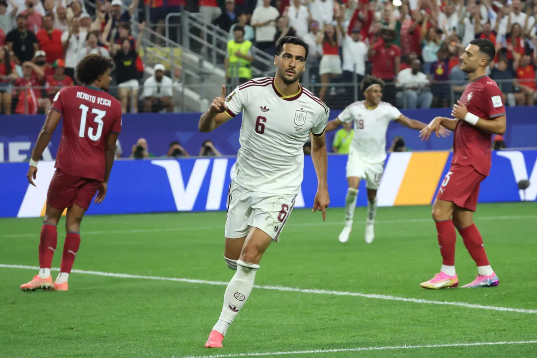España viene de eliminar a Portugal.
