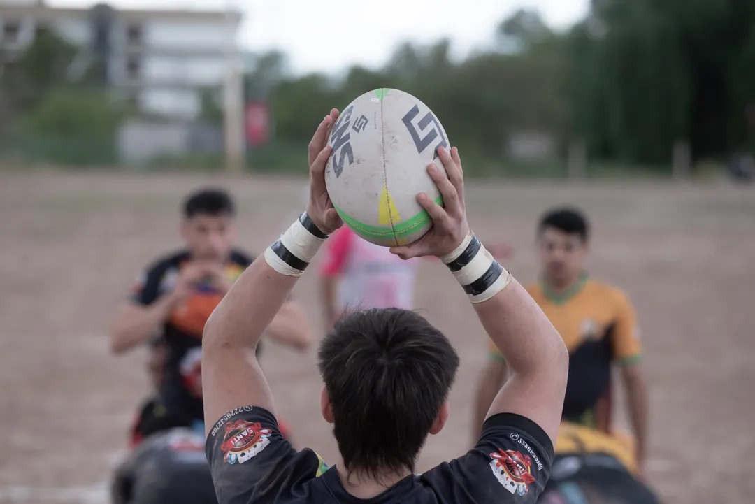 Huarpes Rugby Club consolida la inclusión LGBTIQ+ en Mendoza con diez años de trayectoria y el firme compromiso con la diversidad.