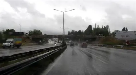 Durante el viernes también podría haber lloviznas aisladas.