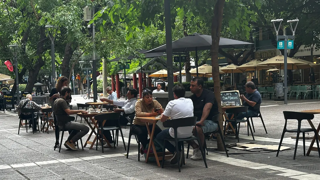 Tormentas y poco cambio de temperatura en Mendoza, según el pronóstico oficial.