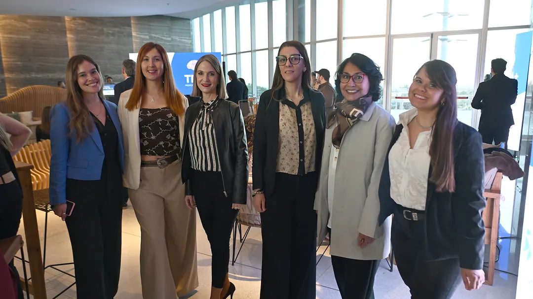 María Victoria Pollicino, Paula Cantos, Ana Dauria, Ana Laura Serafini, Elsy Concepción y Jesica Benvenuti.
