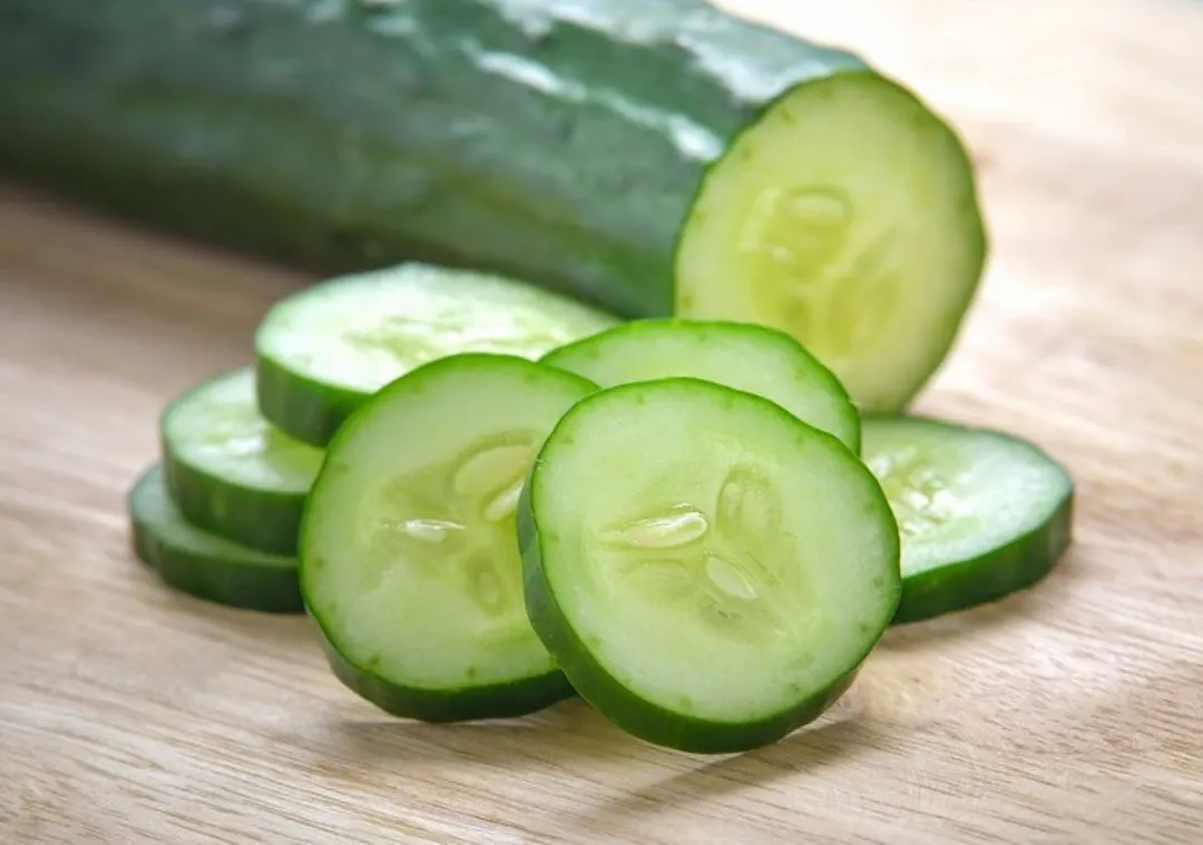 El pepino resulta desagradable para las cucarachas: cómo aplicarlo en casa. Foto: Shutterstock
