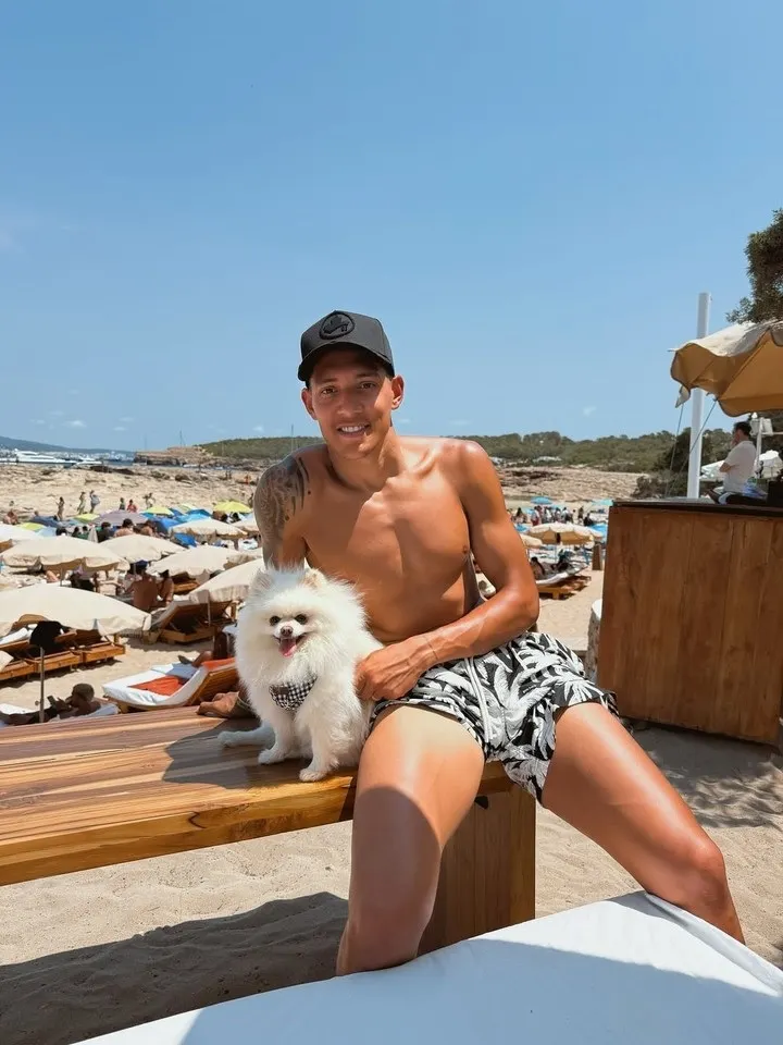 Nahuel Molina en Ibiza