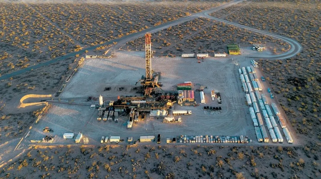Una decena de operadoras locales y del exterior invierten fuertemente para que producir el 60% del petróleo y el 50% del gas natural que necesita el país.