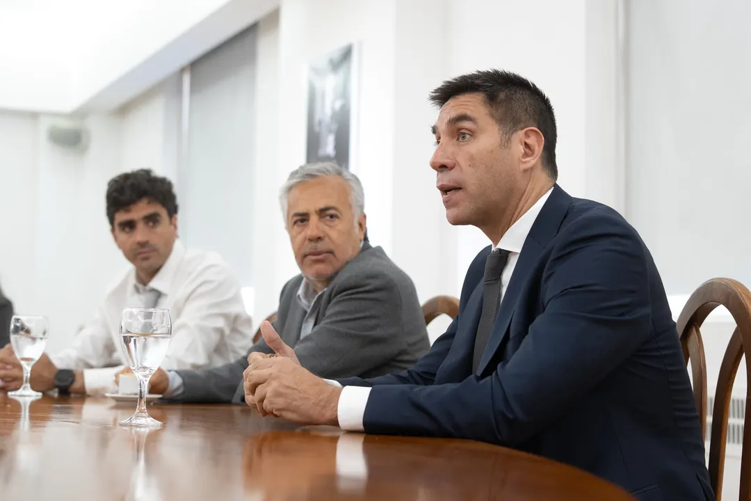 Natalio Mema, Alfredo Cornejo y Facundo Correa Llano.
