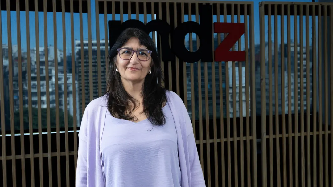 Andrea Aghazarian presenta su libro 