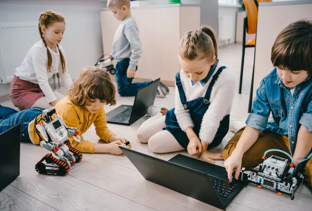 El dato más contundente del análisis estadístico es que la preocupación por la educación aumenta a medida que mejora la situación socioeconómica del encuestado.