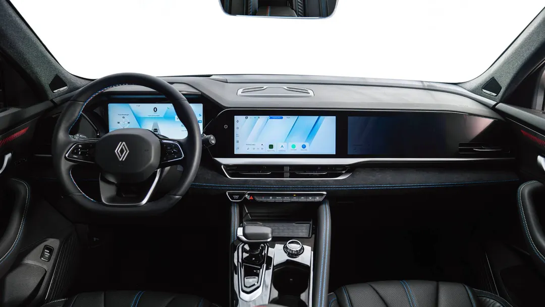 Nuevo Renault Koleos 2025: versiones, equipamiento y precios
